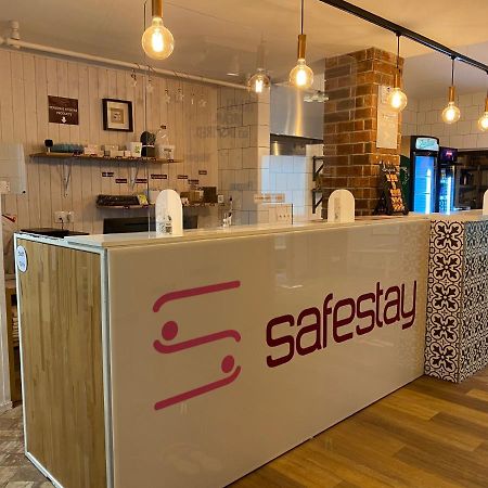 Safestay Bratislava Presidential Palace מראה חיצוני תמונה