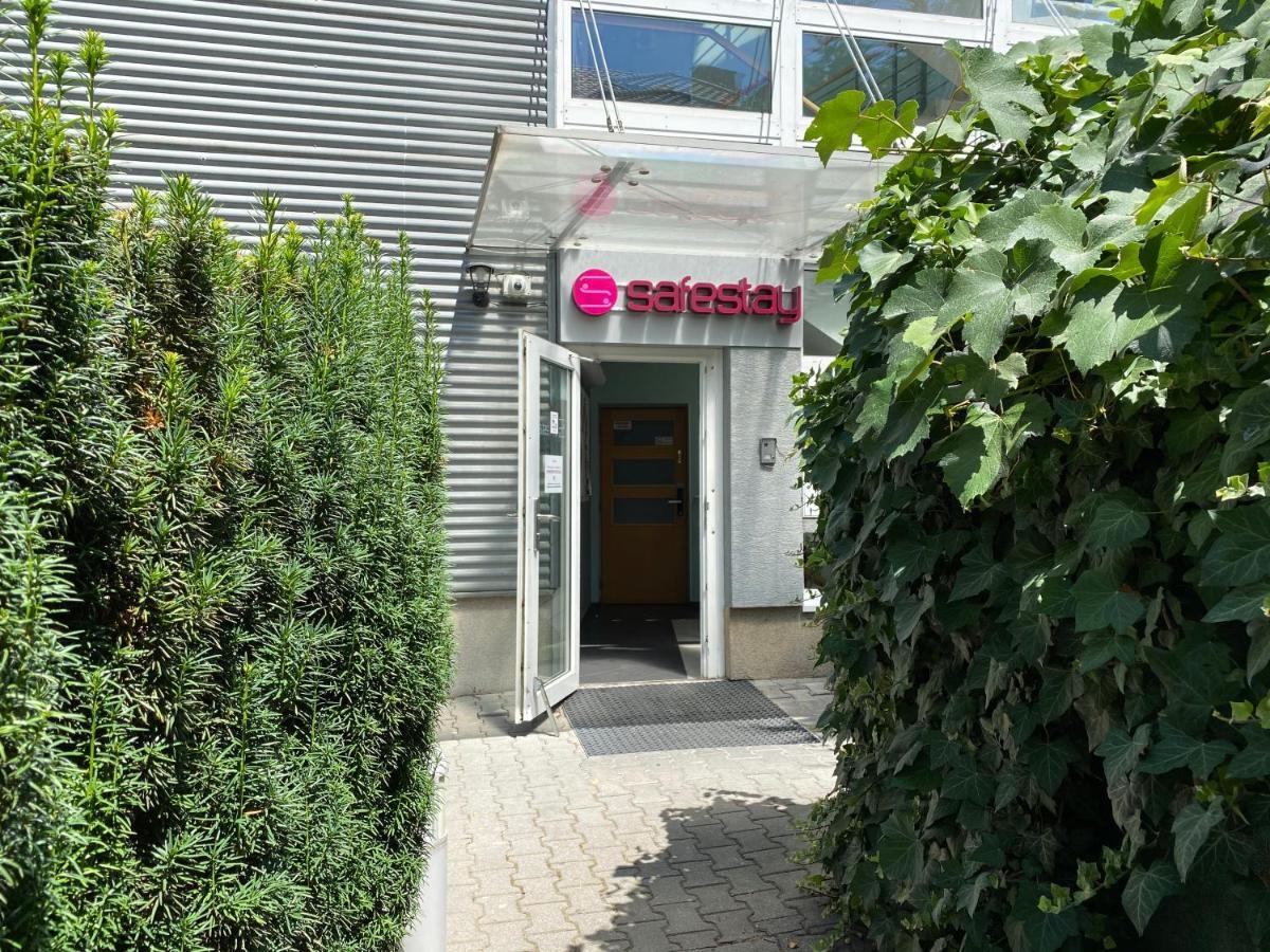 Safestay Bratislava Presidential Palace מראה חיצוני תמונה