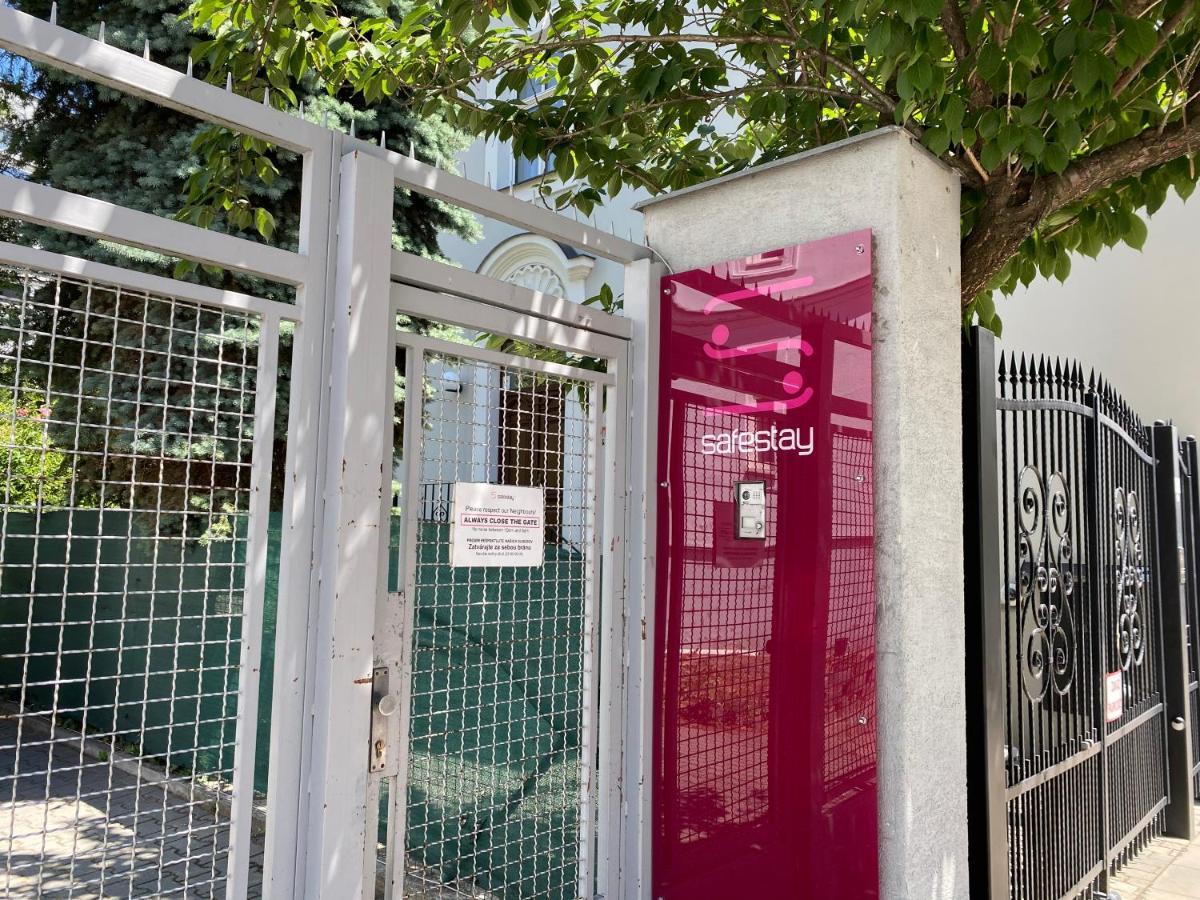 Safestay Bratislava Presidential Palace מראה חיצוני תמונה